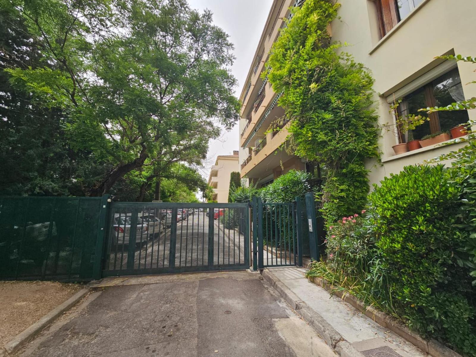 אקס-אן-פרובאנס Provencal-Style Apartment מראה חיצוני תמונה