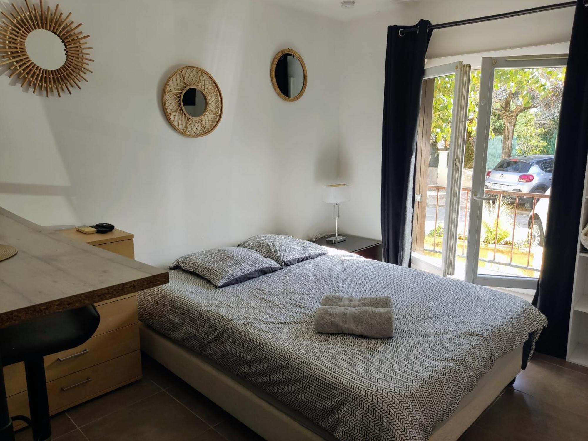 אקס-אן-פרובאנס Provencal-Style Apartment מראה חיצוני תמונה