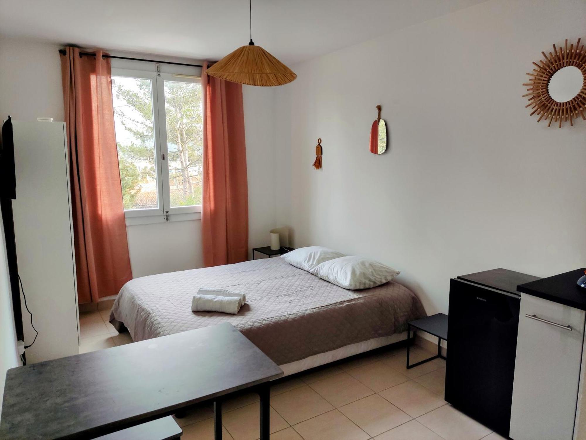 אקס-אן-פרובאנס Provencal-Style Apartment מראה חיצוני תמונה